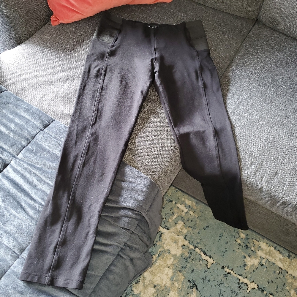 Stella Luce, black tummy control leggings size L